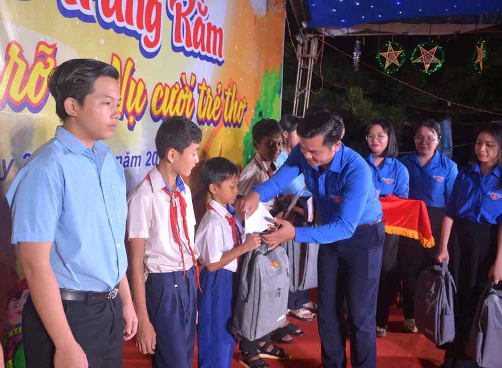 Trung thu ấm áp nơi vùng biên Gia Lai - ảnh 2