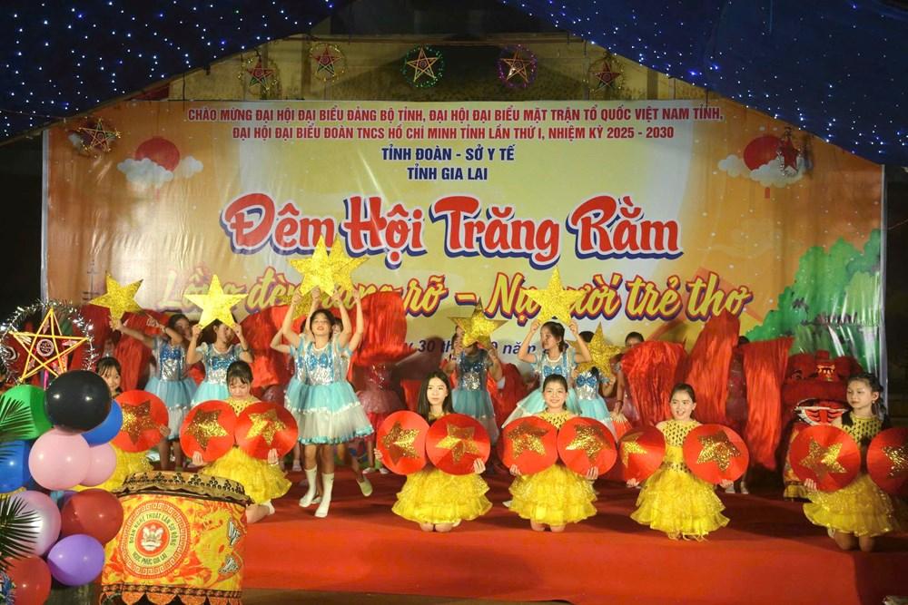 Trung thu ấm áp nơi vùng biên Gia Lai - ảnh 4