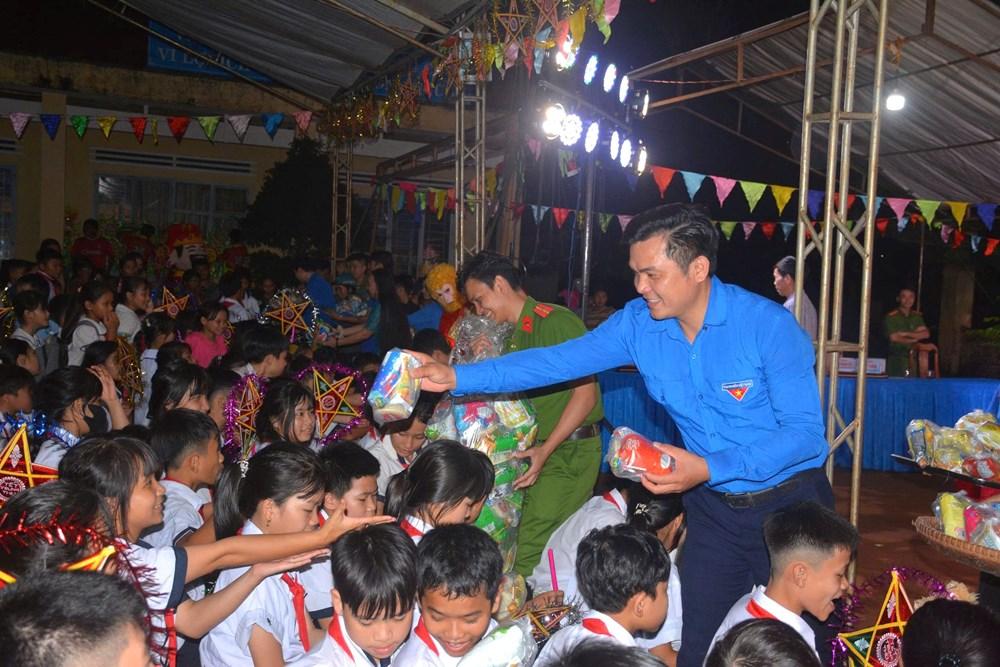 Trung thu ấm áp nơi vùng biên Gia Lai - ảnh 5